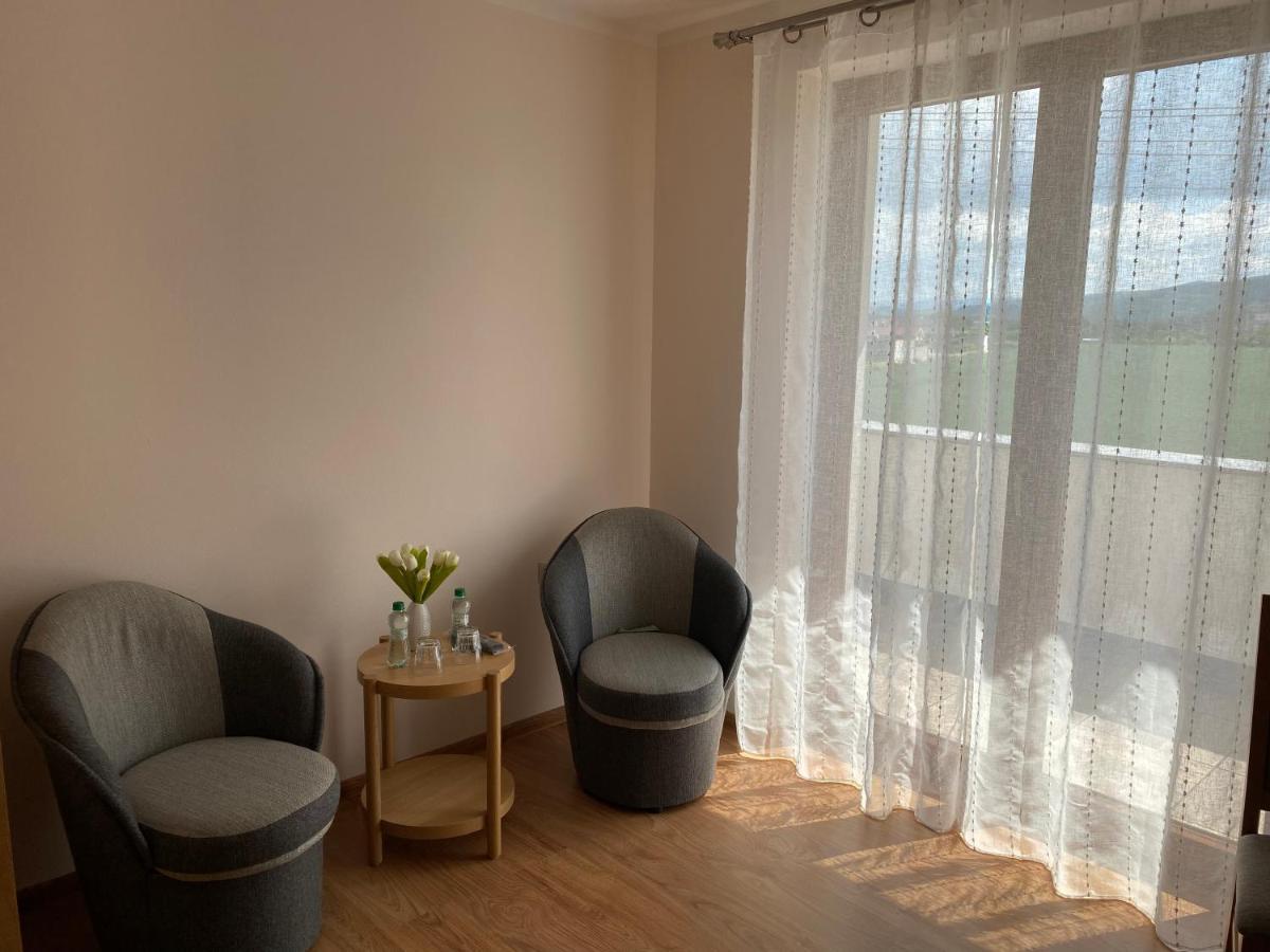 Penzion Pod Tureckom Hotel Trencianske Bohuslavice Ngoại thất bức ảnh